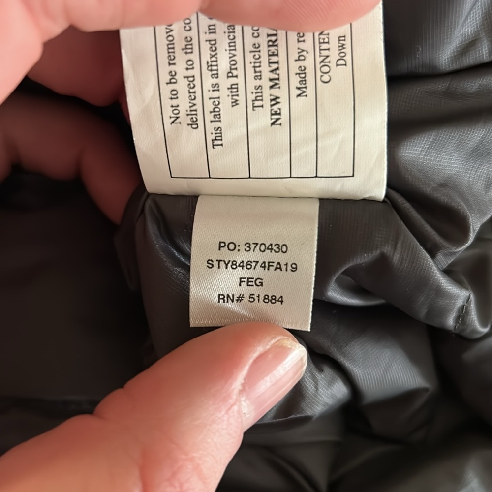 Patagonia Down Sweater - Picture 7 of 7